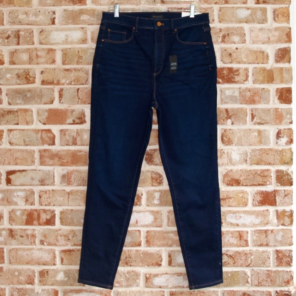 NWT women's Ann Taylor 'The Skinny' high rise dark wash jeans, size 12
